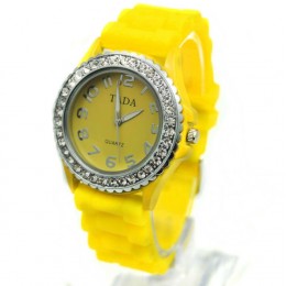 Ceas Chic Galben cu Cristale 